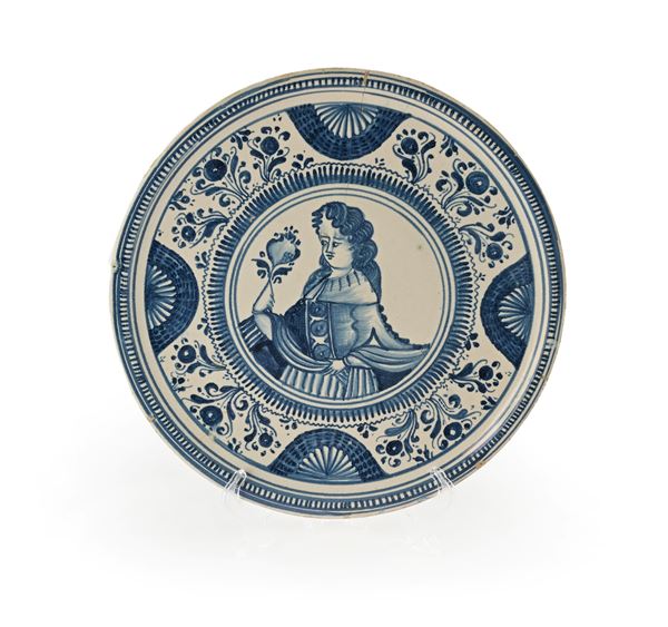 Alzatina in maiolica, fornace di Laterza, XVIII secolo