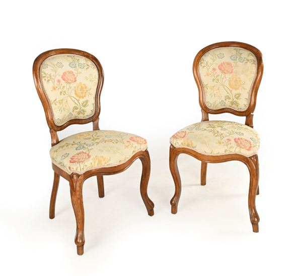 Coppia di sedie imbottite 