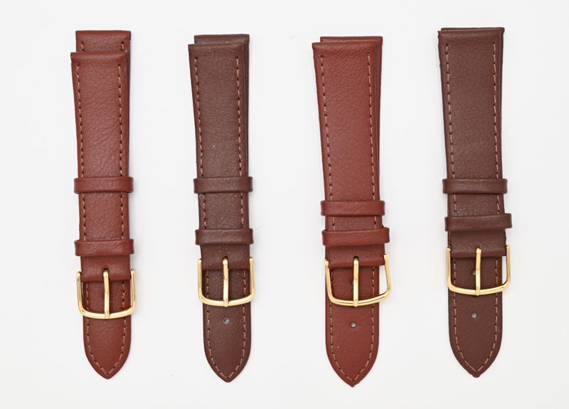 4 cinturini nuovi in vitello (Calf grain): 2 marrone chiaro e 2 marrone scuro da 18 e 20 mm con f...