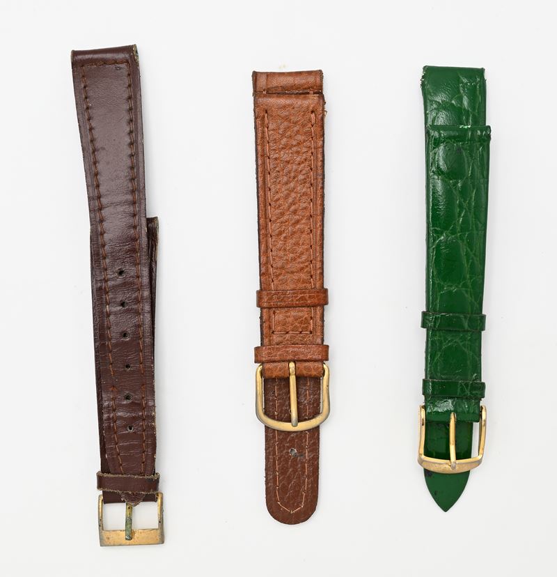 3 cinturini come nuovi in pelle con fibbie dorate