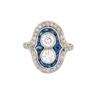 Anello Liberty in Platino con Due Diamanti