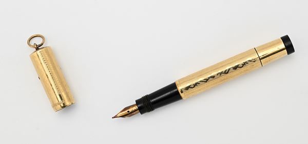 Fendograph - Mini Penna stilografica retrattile vintage laminata in oro giallo inciso con motivi geometrici