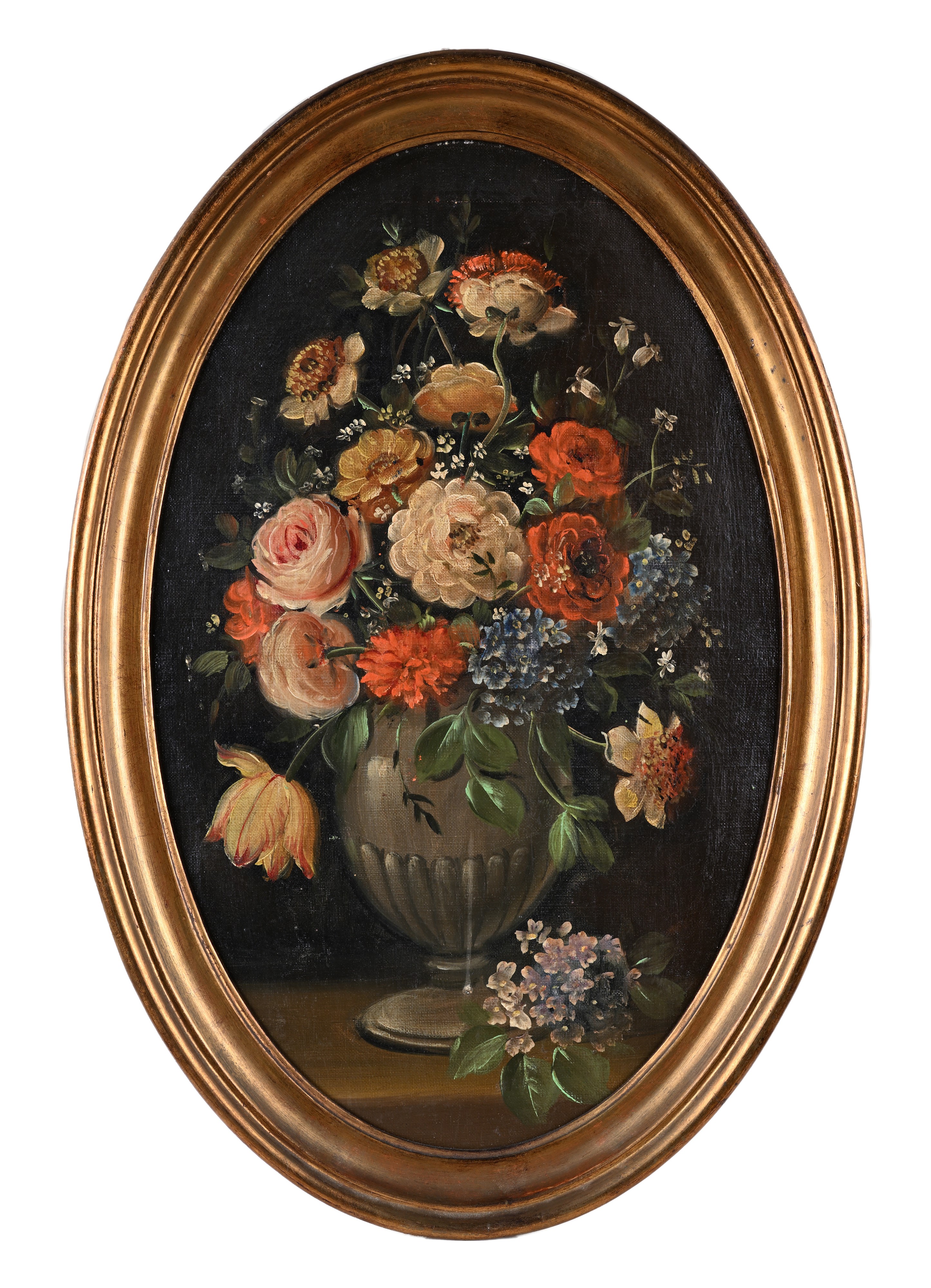 Coppia di dipinti ovali raffiguranti vasi con fiori