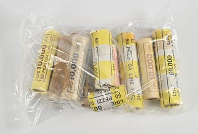 Repubblica Italiana, rotolini di monete (8 rotolini) con tagli da 1.000 Lire e 200 Lire e 100 Lir...