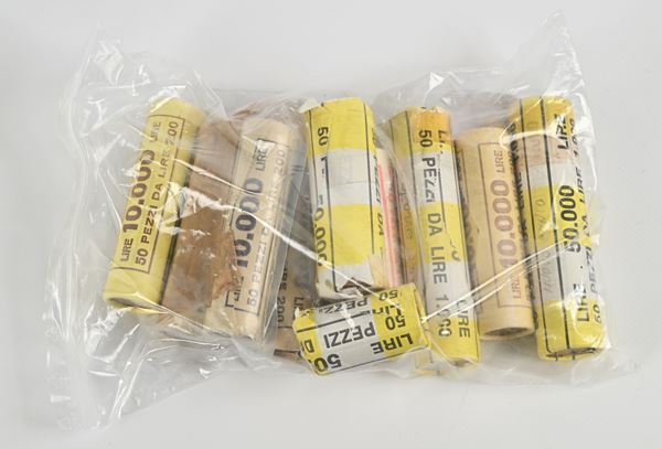 Repubblica Italiana - 8 rotolini da 50 monete: 1.000 Lire 1997 (confini Germania errati); 1.000 Lire 1997 (confini corretti); 3 pz. 200 Lire 1980 FAO Montessori; 200 Lire 1996 GDF; 200 Lire 1998; 100 Lire 1996 (più 2 parti di rotolino 1.000 Lire 1997 confini Germania errati)  - Auction Time Auction - Numismatic - Casa d'Aste Arcadia