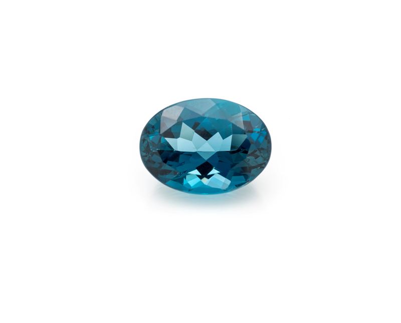 Topazio azzurro, taglio ovale, ct 29
