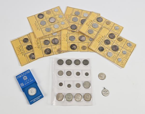 Repubblica Italiana: 7 serie 1970; 3 monete da 500 Lire e 1 medaglietta; 3 1/2 Dollari USA ed altre 11 monete estere