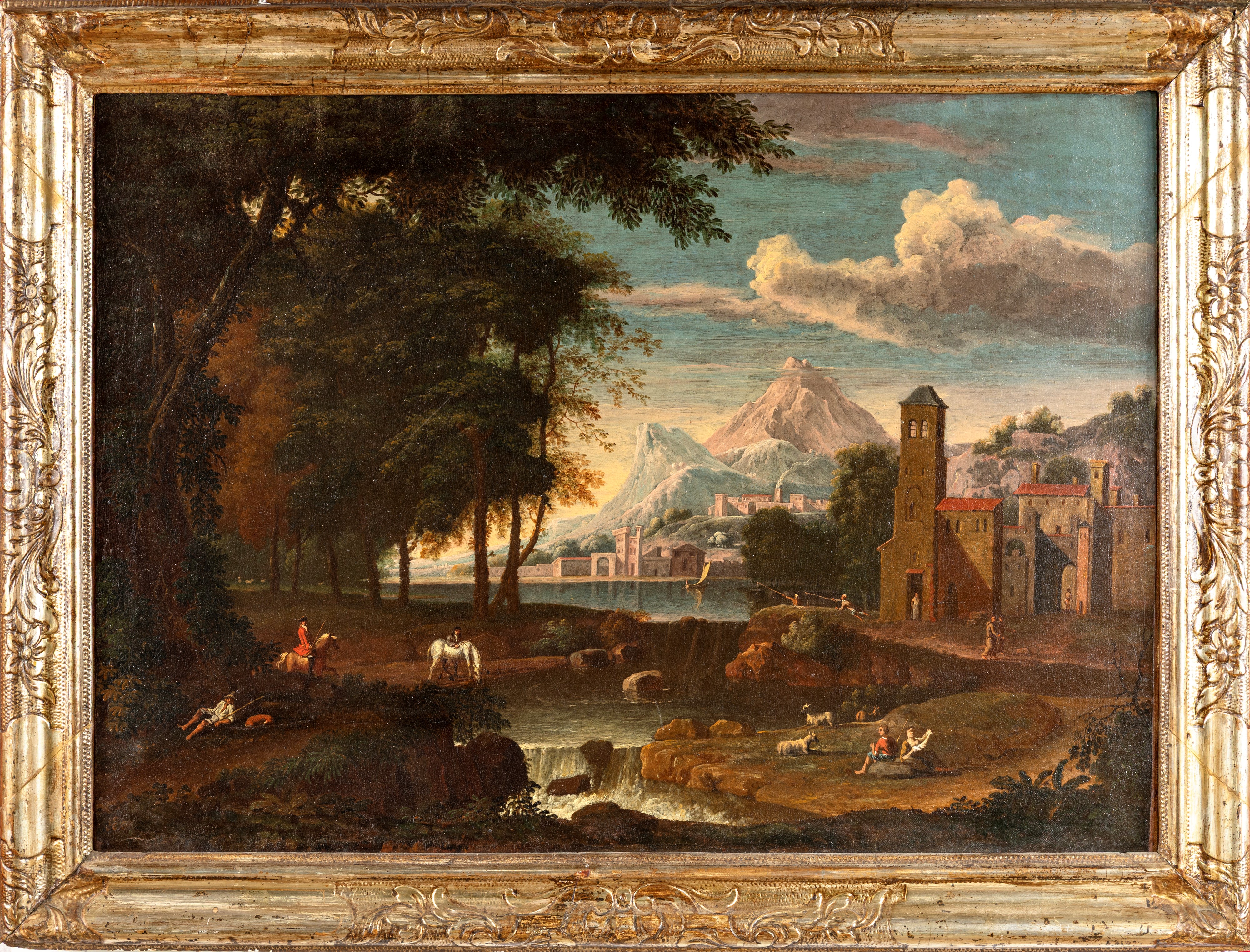 Paesaggio di paese con montagna