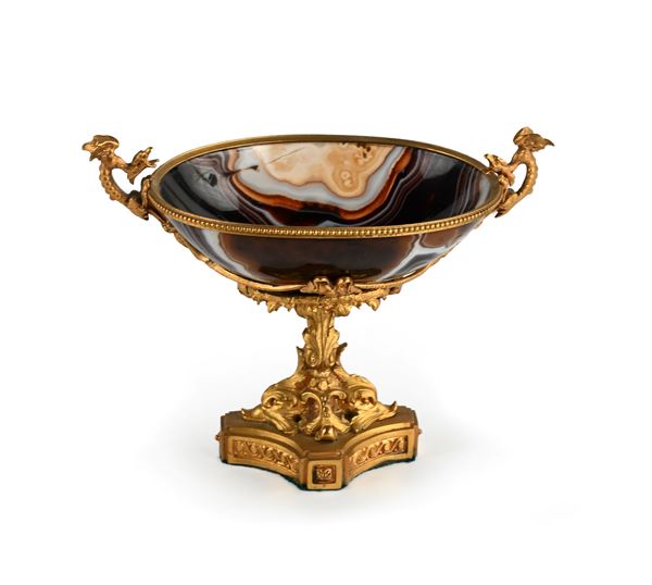 Coppa ovale in agata montata in bronzo dorato, XIX secolo