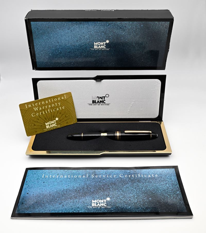 Montblanc Meisterstuck 146 - Penna stilografica in resina nera con particolari dorati