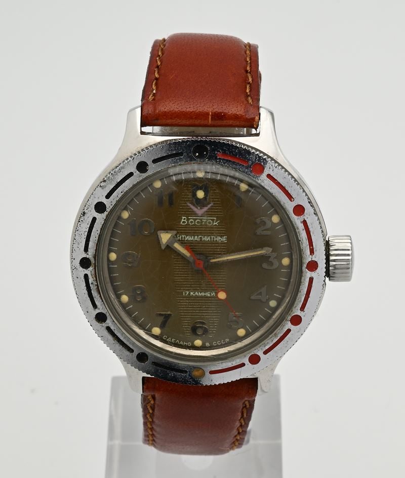 Vostok Antimagnetico - Orologio da polso a carica meccanica da uomo in metallo cromato con fondel...