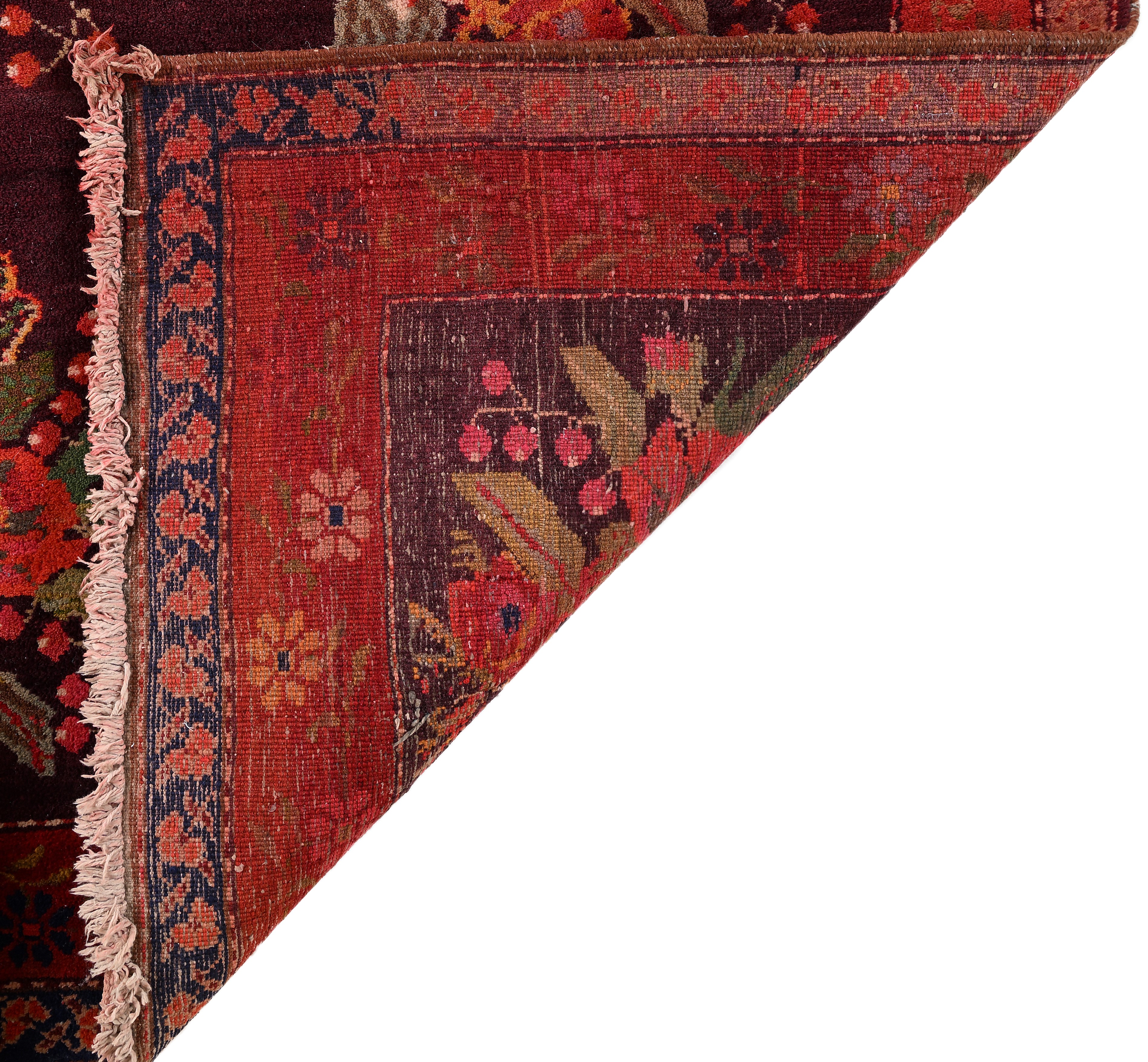 Tappeto europeo Bessarabia a bouquet floreali, Europa orientale, inizi XX secolo