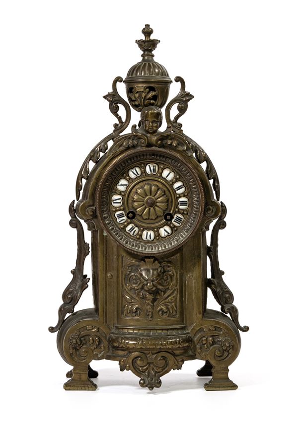 Orologio da tavolo in antimonio brunito, fine del XIX secolo