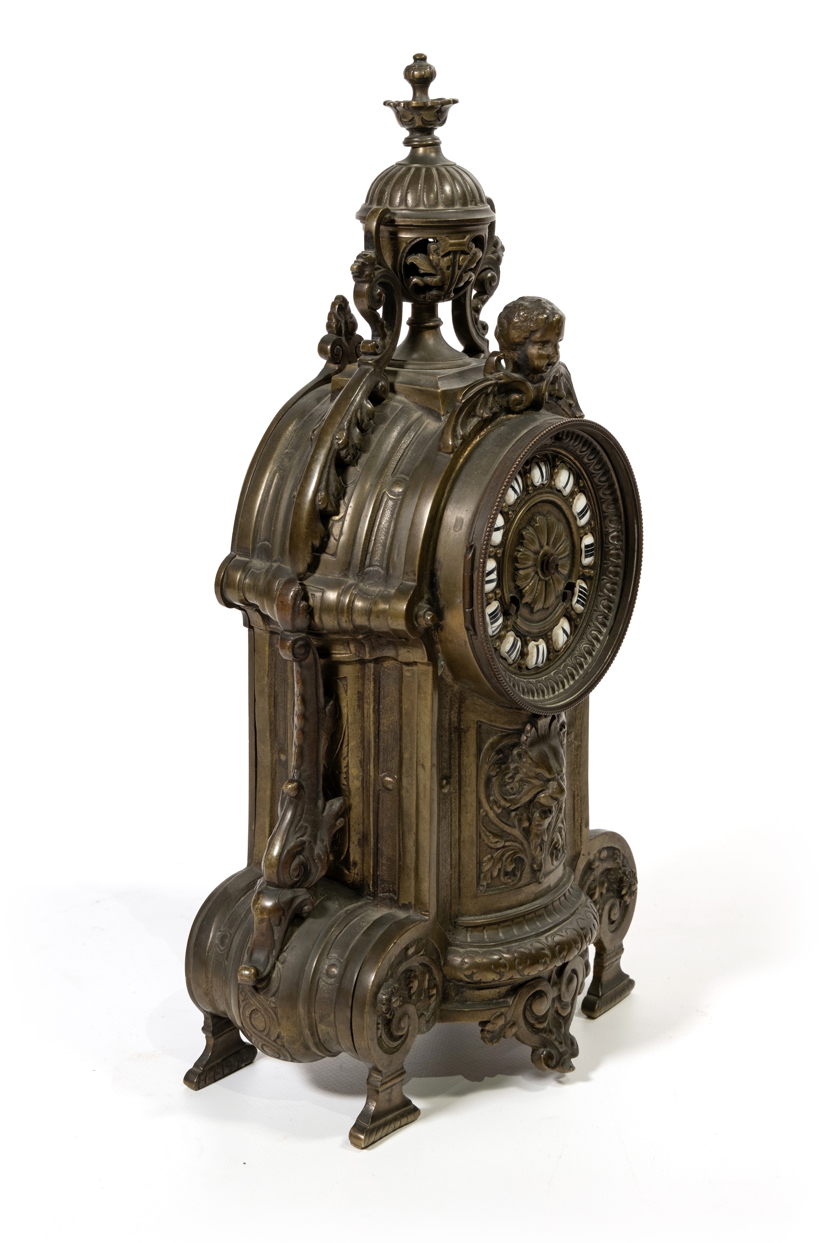 Orologio da tavolo in antimonio brunito, fine del XIX secolo