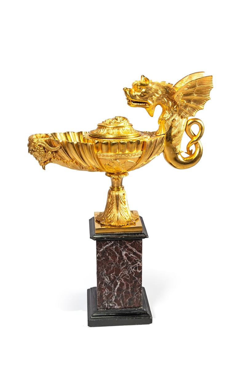 Lucerna in bronzo dorato alla maniera di Benedetto Boschetti, con figura di drago, Roma, XIX seco...