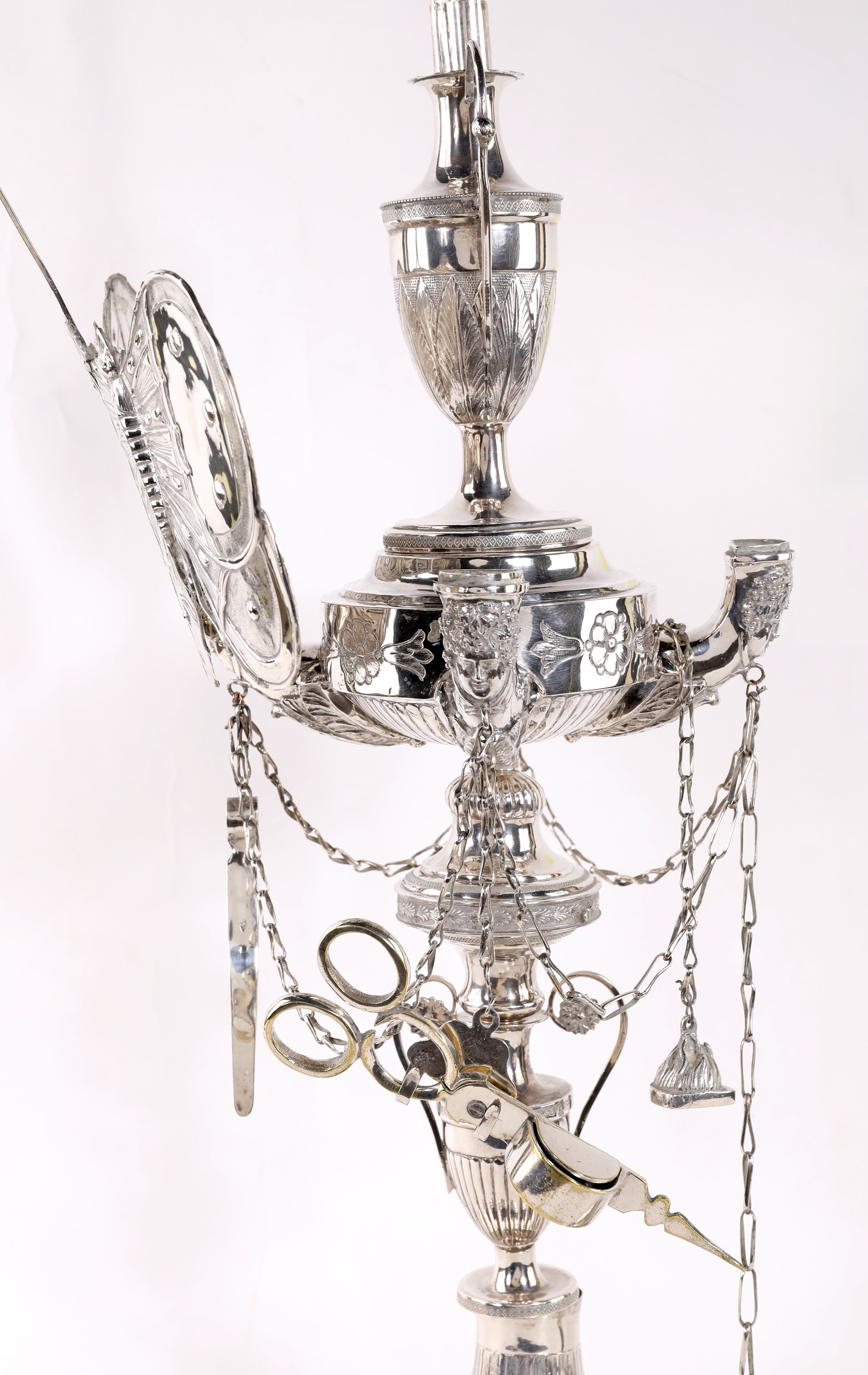Stato Pontificio, Lucerna in argento con ventola a forma di farfalla (fine XVIII–inizio XIX secol...