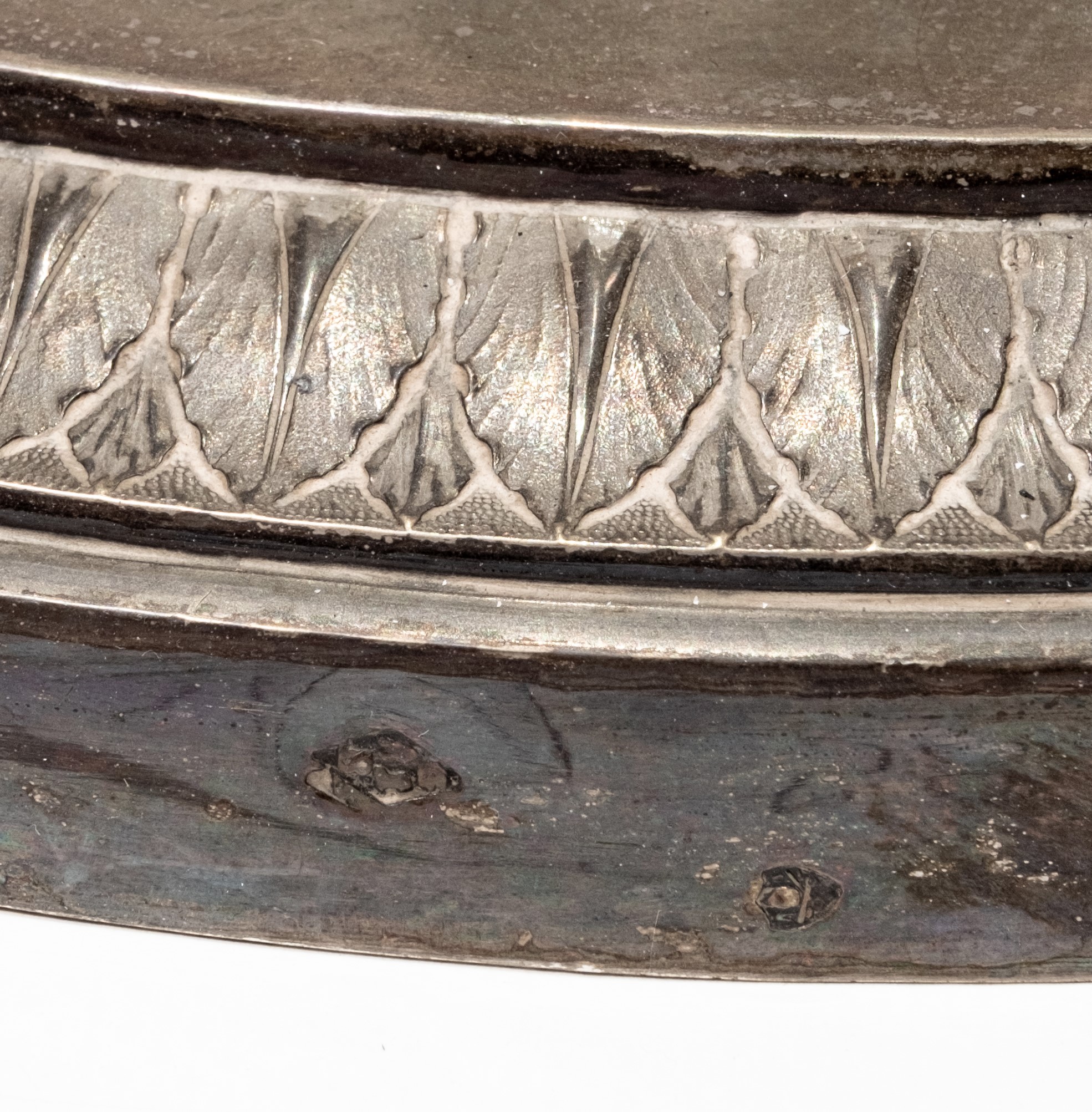 Stato Pontificio, Lucerna in argento a quattro beccucci squadrati con ventola, prima metà del XIX...