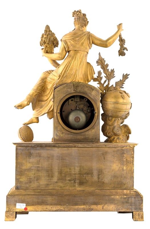 Grande Orologio da Tavolo in Bronzo Dorato Flora con Cornucopia