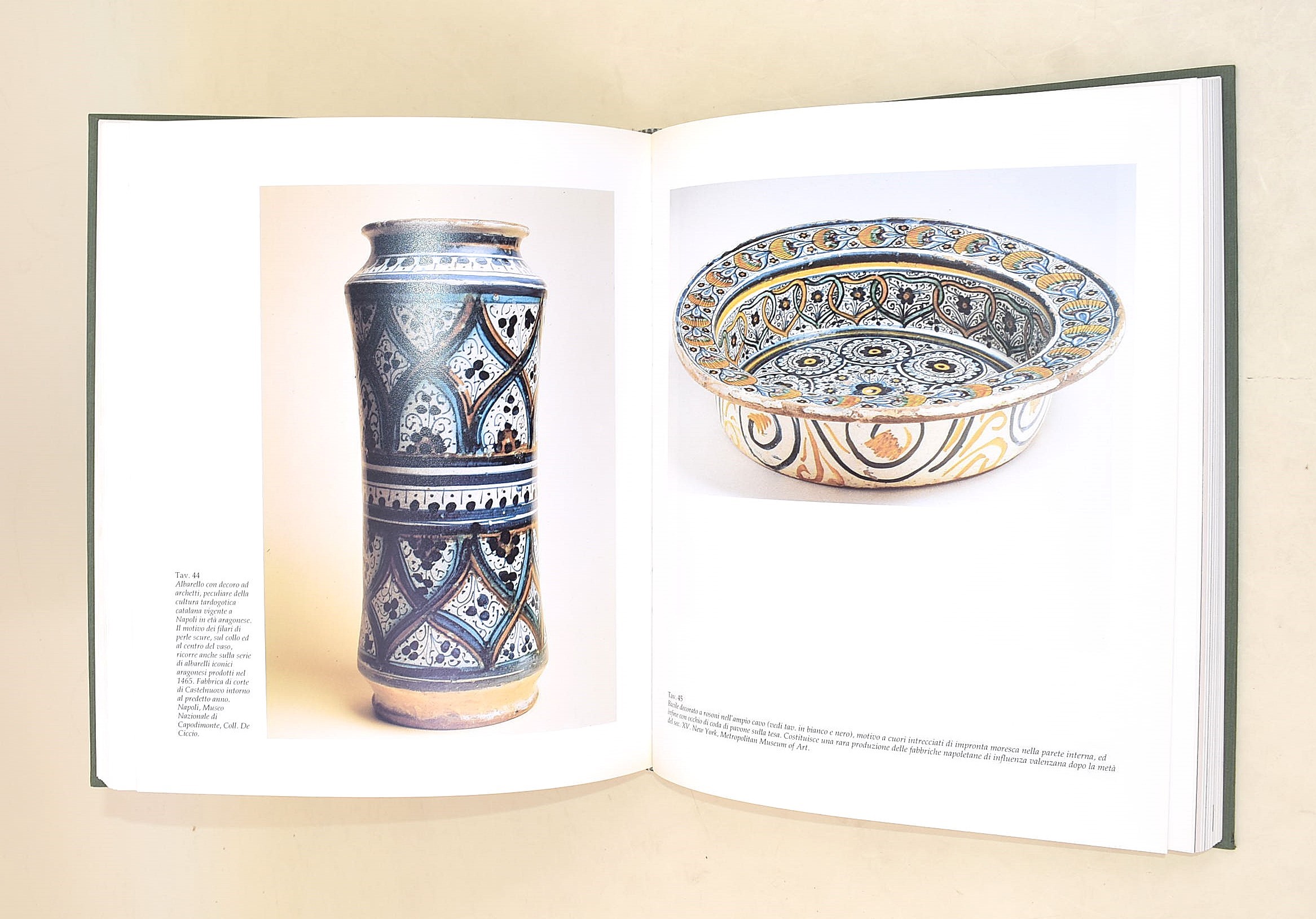 Donatone, Guido: La maiolica napoletana del Rinascimento, 1994