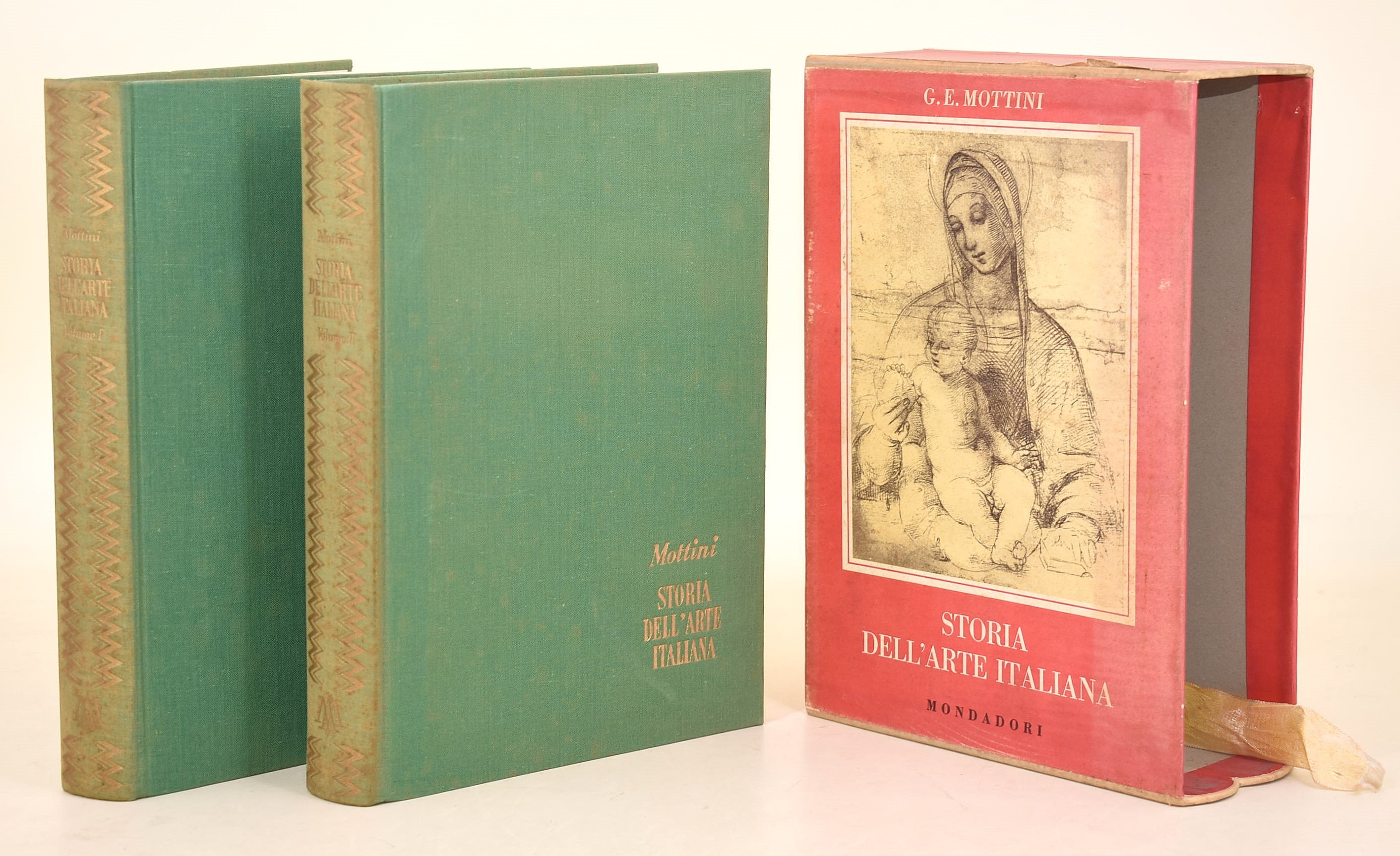 Mottini, G. Edoardo: Storia dell’arte italiana, 2 volumi, 1956; L’Arte Italiana, 2 volumi, 1931; ...