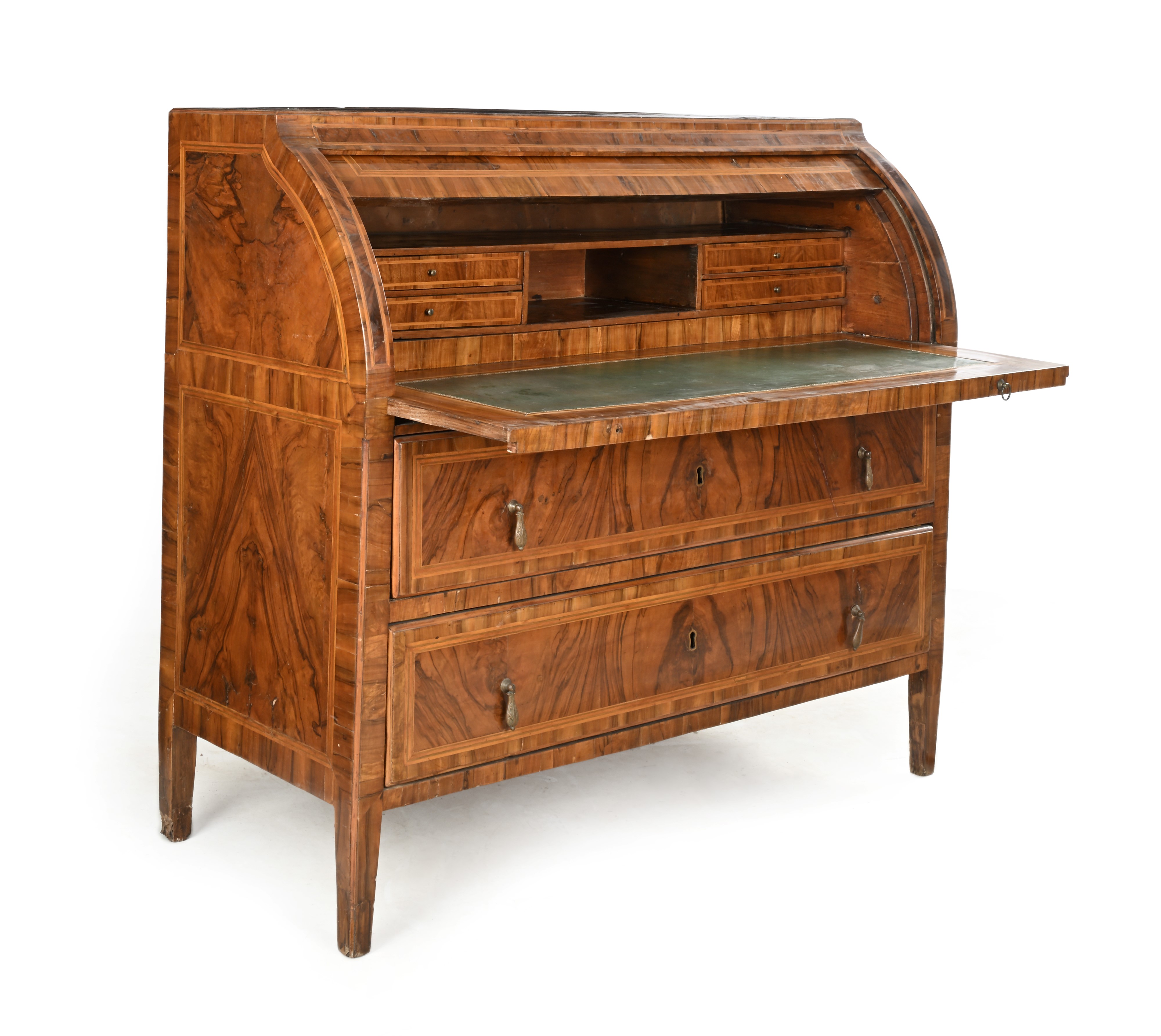 Cassettone a rullo in noce e radica con filettature in legno di frutto naturale e tinto, inizio X...