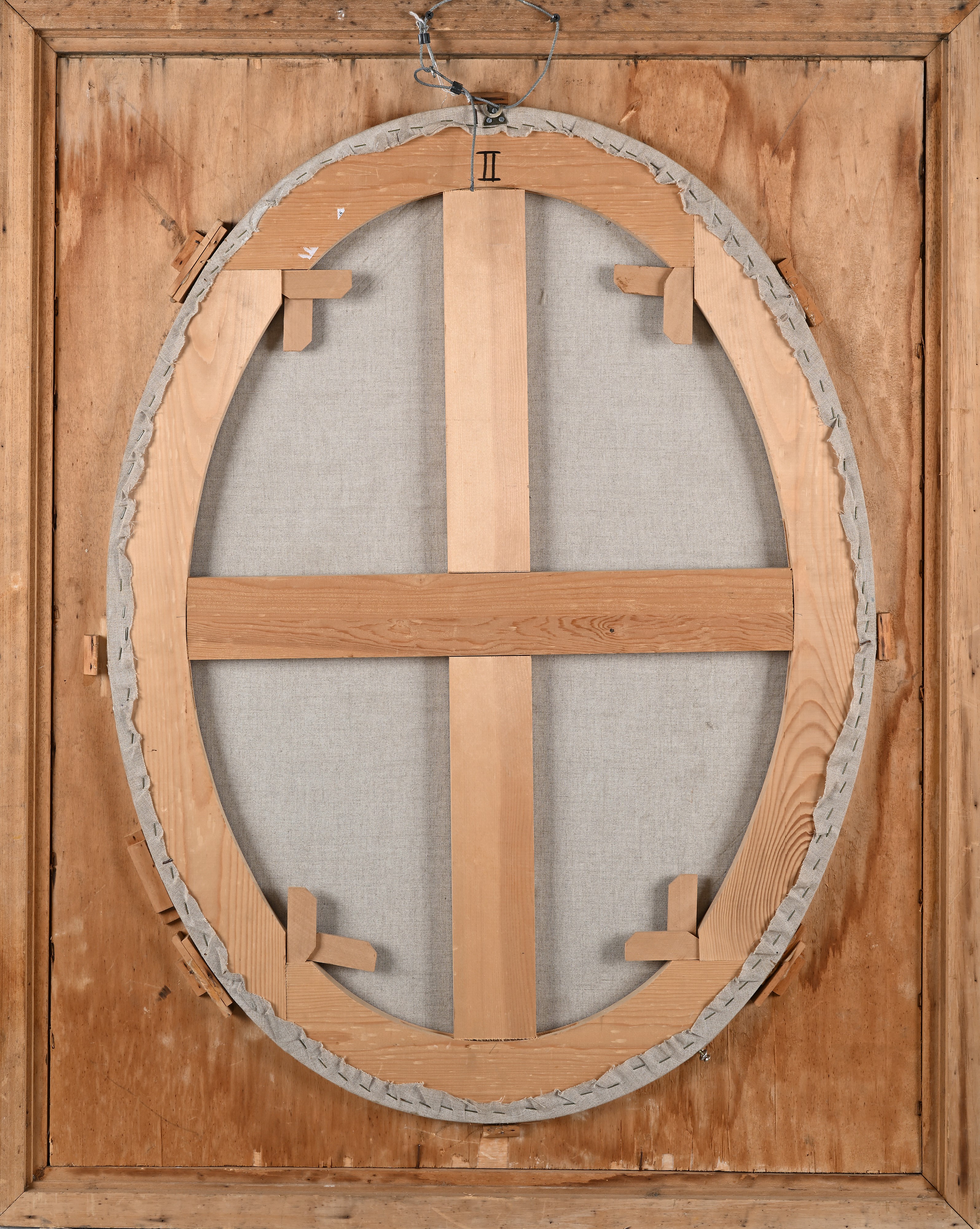 Coppia di Cappricci architettonici ovali