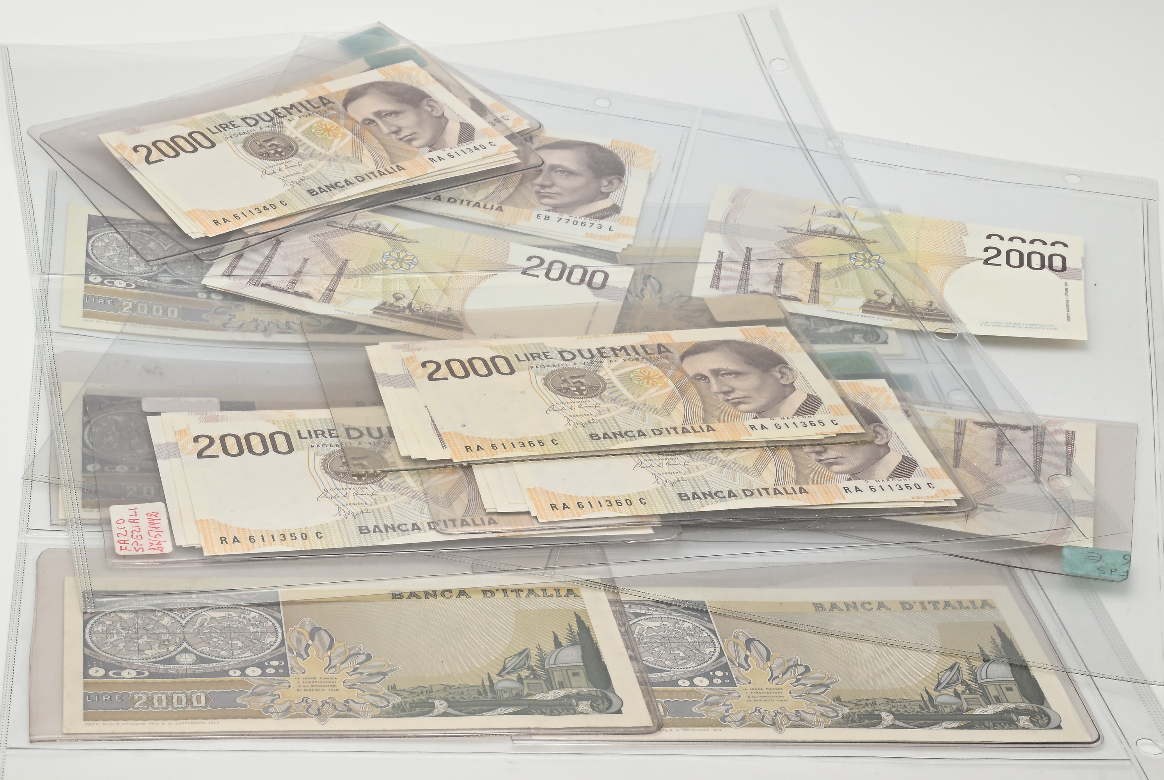 Repubblica Italiana, Banconote da 2.000 lire (Galileo e Marconi) – lotto di 59 pezzi