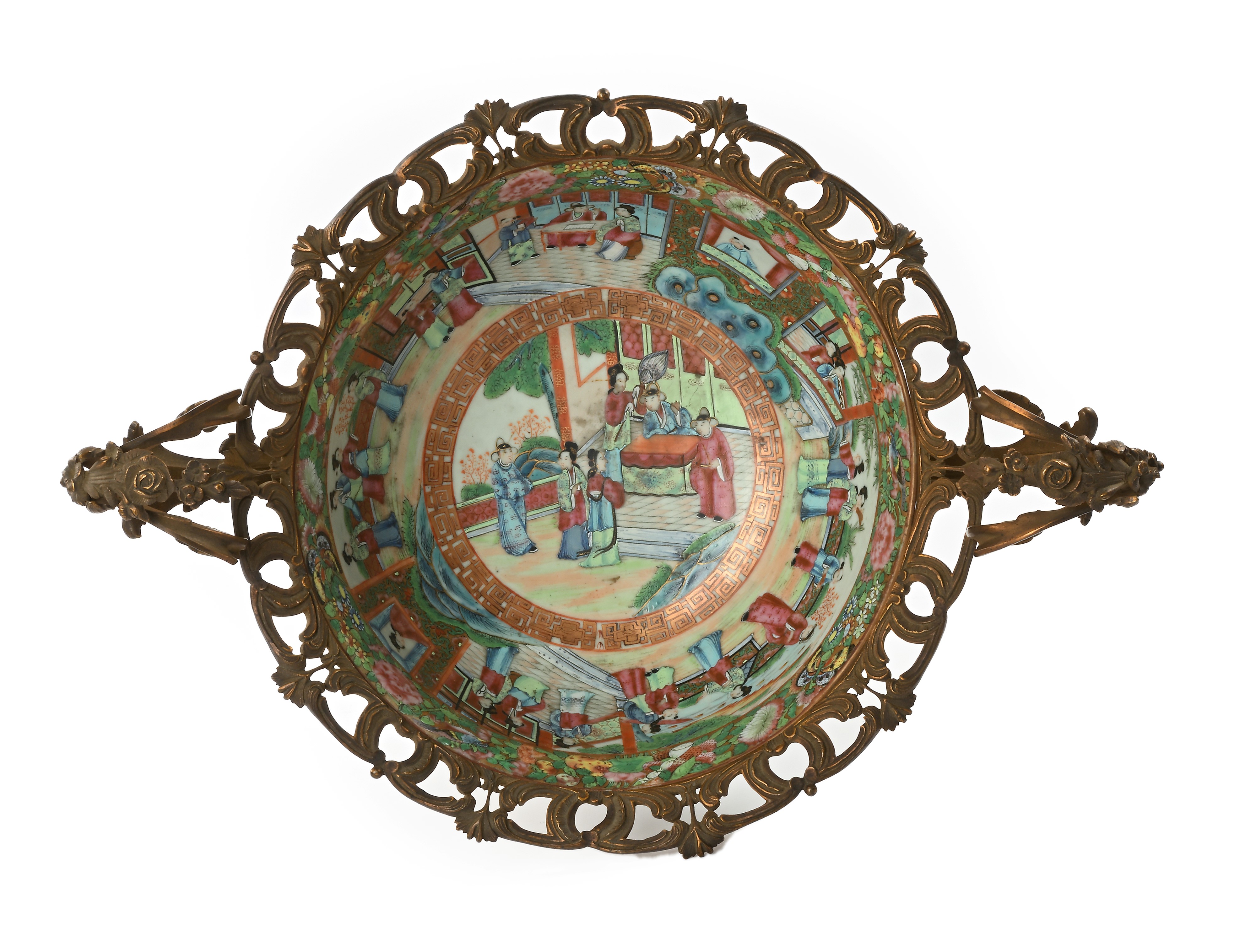 Centrotavola in porcellana cinese di Canton, Famiglia Verde, con montatura in bronzo dorato