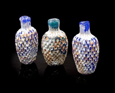Vetreria Cenedese, Tre boccette in vetro di Murano a modello Scavo