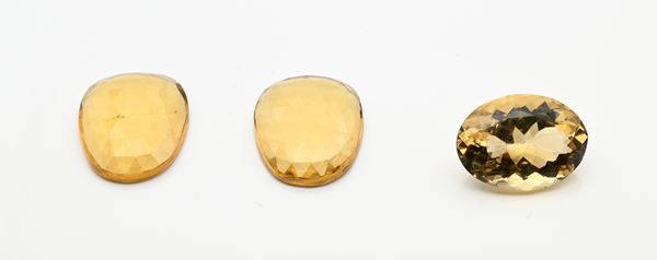 Lotto di 3 quarzi ovali e goccia