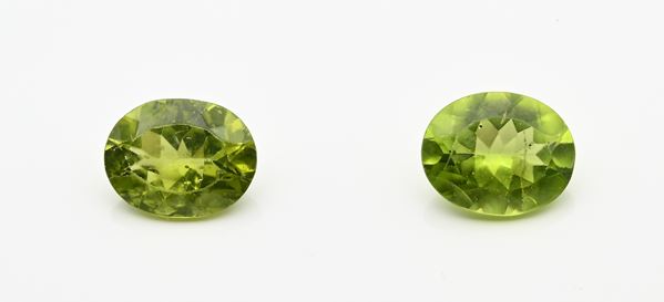 Coppia di peridoti in taglio ovale