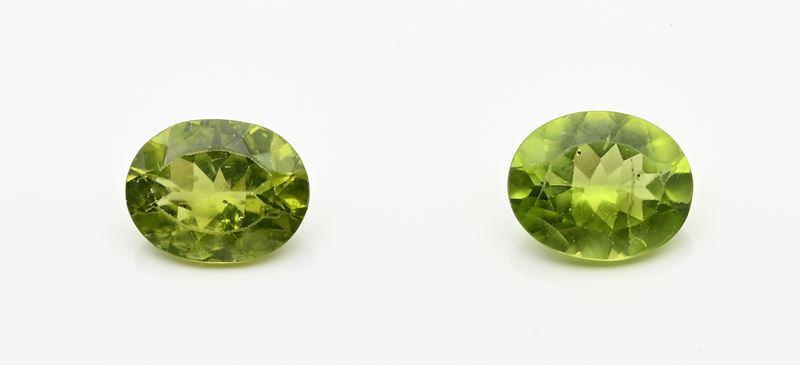 Coppia di peridoti in taglio ovale