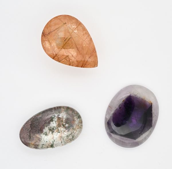 Lotto di 3 grandi quarzi