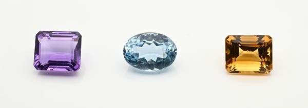 Lotto di quarzo citrino, topazio azzurro ed ametista