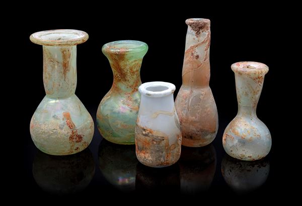 Lotto di cinque vasi modello Scavo in vetro di Murano