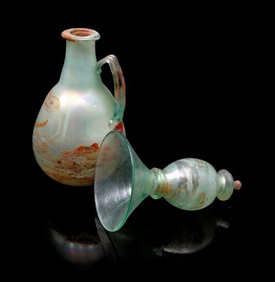 Vetreria muranese (attrib.), Brocca e piccolo dosatore “scavo” in vetro di Murano verde acqua