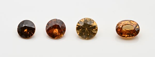 Lotto di 4 zirconi brandy in taglio ovale e rotondo brillante