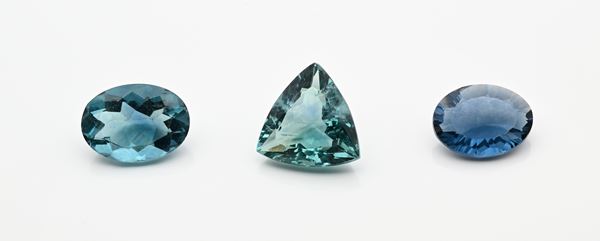 Lotto di 3 fluoriti in taglio ovale e trillion