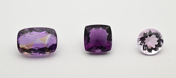Lotto di 3 ametiste in taglio rotondo e gradini  - Auction Time Auction -  Gems of a Thousand Colors - Casa d'Aste Arcadia