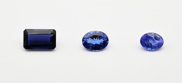 Lotto di 3 ioliti taglio smeraldo e taglio ovale  - Auction Time Auction -  Gems of a Thousand Colors - Casa d'Aste Arcadia