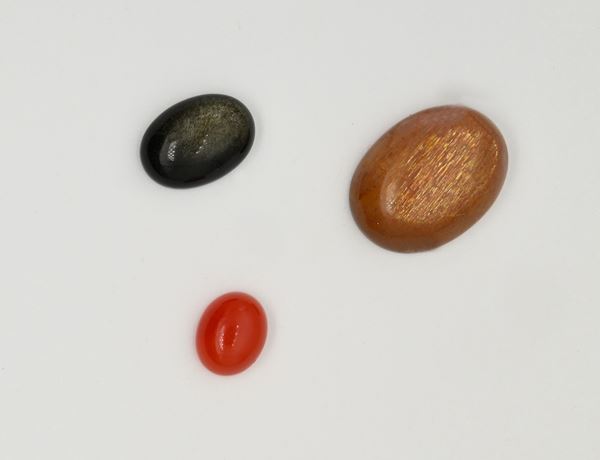 Lotto di 3 agate e corniola  - Auction Time Auction -  Gems of a Thousand Colors - Casa d'Aste Arcadia
