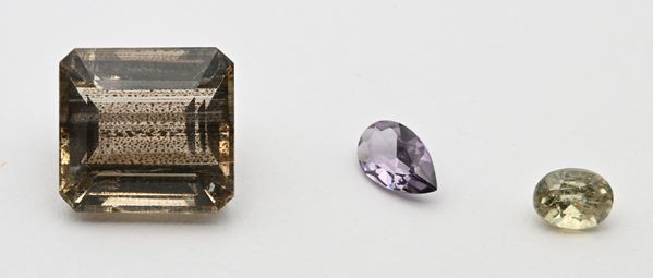 Lotto di 3 scapolite