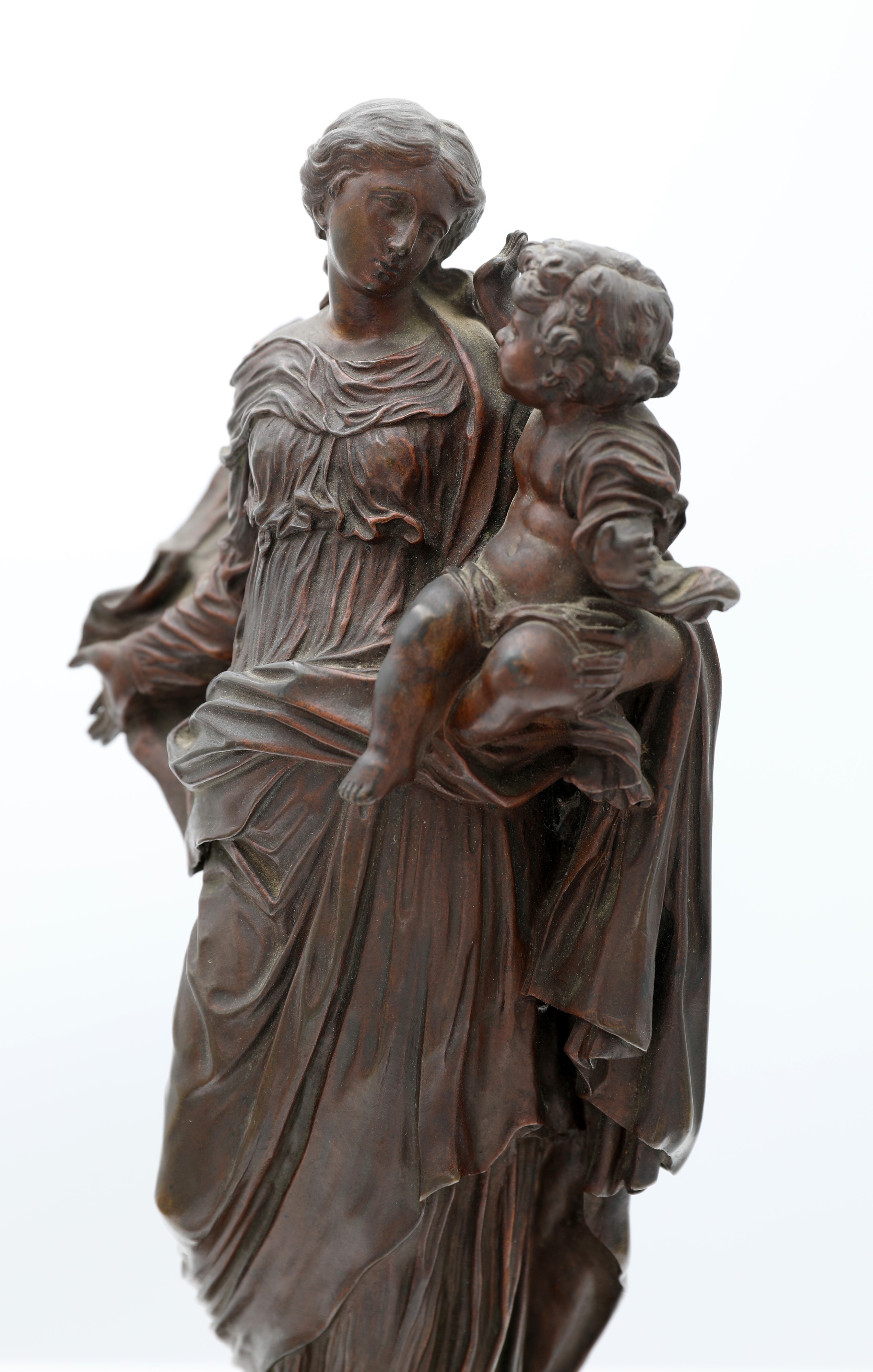 Susse Frères Fonderia D'arte - Madonna col Bambino, bronzo patinato