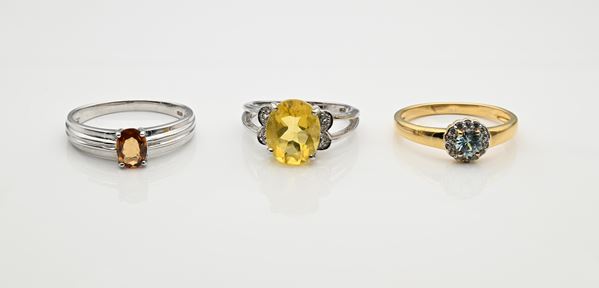 Lotto di 3 anelli in argento e pietre  - Auction Time Auction -  Gems of a Thousand Colors - Casa d'Aste Arcadia