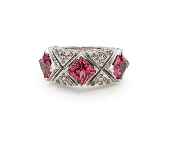 Zancan, anello in oro, tormaline rosa e brillanti