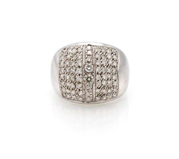 Anello a fascia in oro e brillanti
