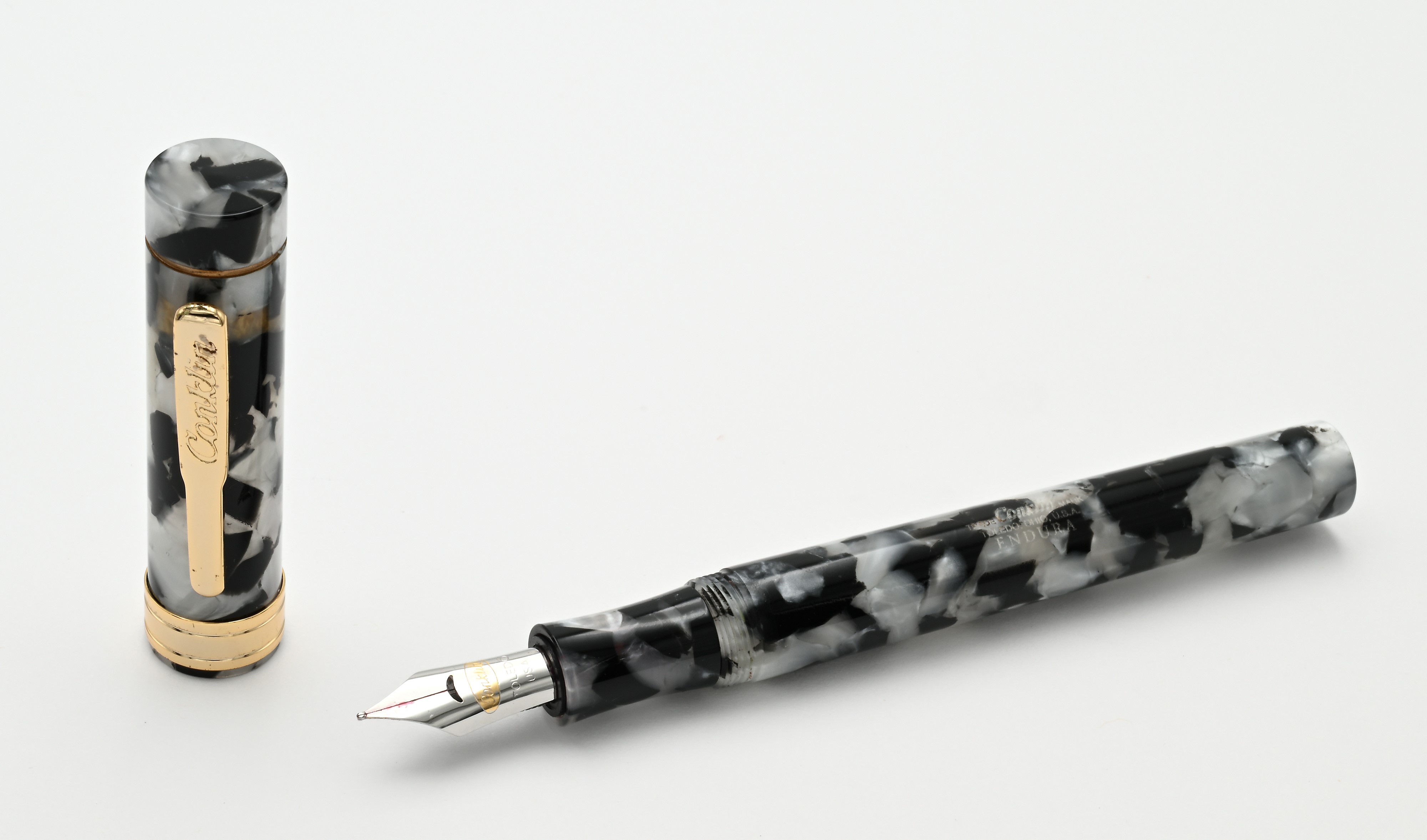 Conklin Endura (riedizione), penna stilografica in resina con particolari dorati