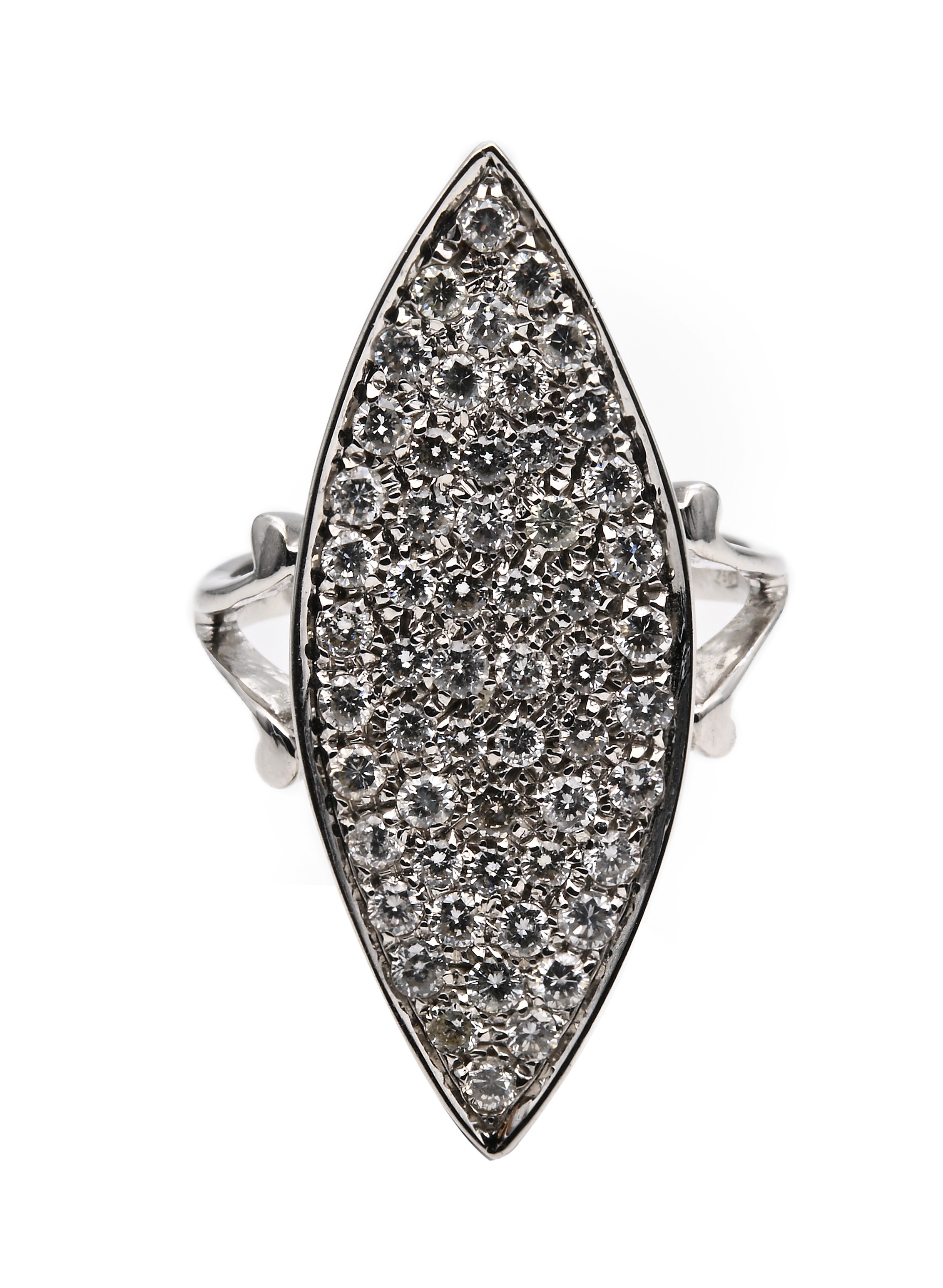 Anello a marquise in oro e brillanti