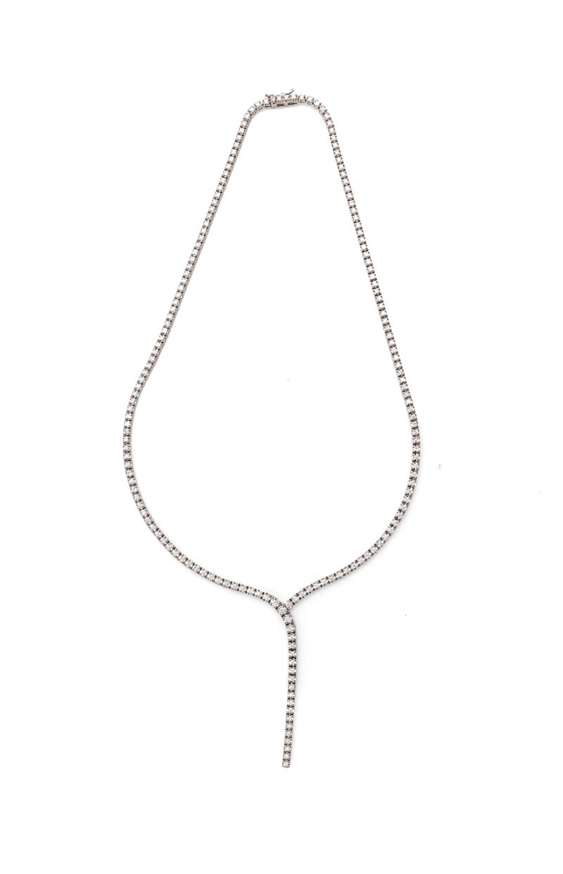 Girocollo tennis in oro bianco 750/000 con diamanti rotondi brillanti