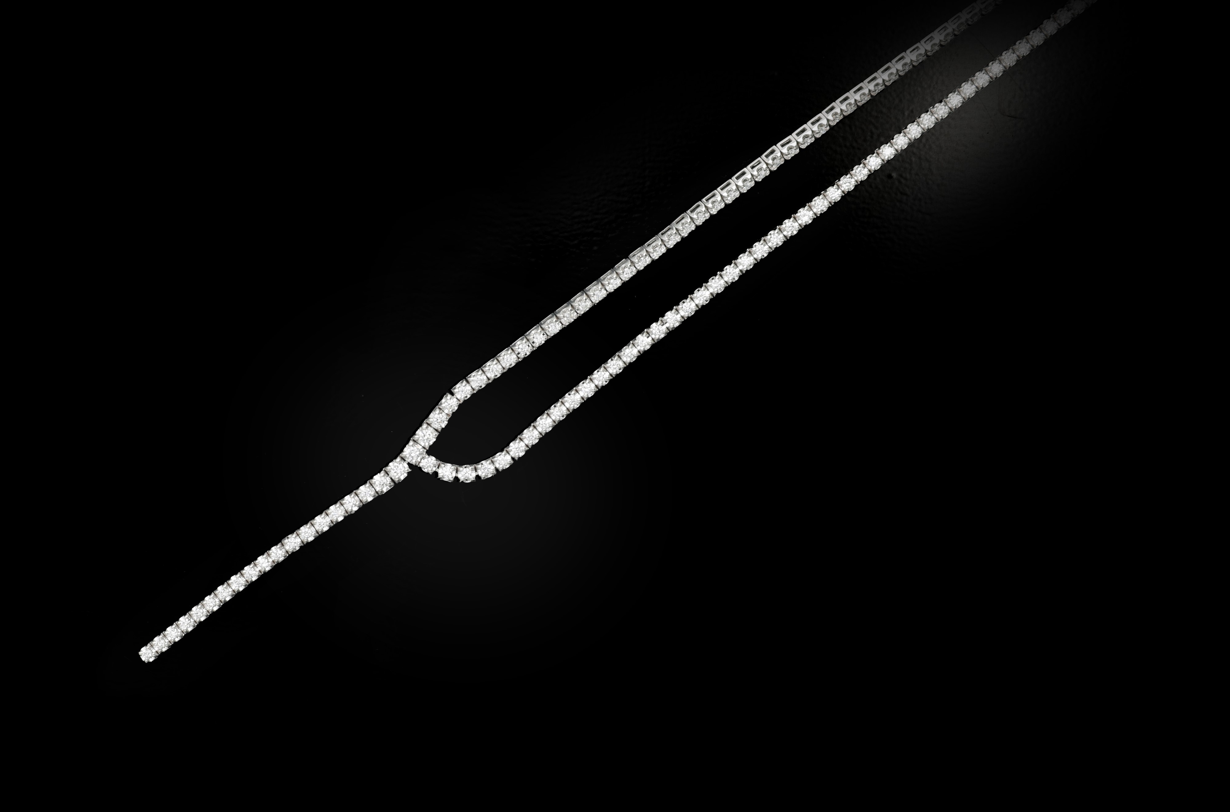 Girocollo tennis in oro bianco 750/000 con diamanti rotondi brillanti